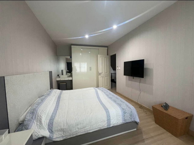 ประกาศฟรี! ซื้อ-ขาย-เช่า คอนโด บ้าน ทาวน์โฮม ที่ดิน และพื้นที่เชิงพาณิชย์ทั่วประเทศไทย ทุกทำเล ทุกงบประมาณ ไม่มีค่าใช้จ่าย ลงง่าย ขายไว เข้าถึงผู้ซื้อโดยตรง 5 308042pic4.jpg