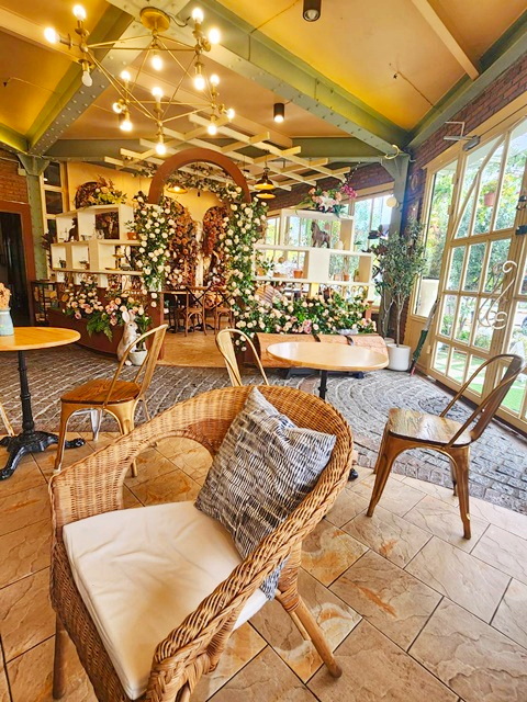 ประกาศฟรี! ซื้อ-ขาย-เช่า คอนโด บ้าน ทาวน์โฮม ที่ดิน และพื้นที่เชิงพาณิชย์ทั่วประเทศไทย ทุกทำเล ทุกงบประมาณ ไม่มีค่าใช้จ่าย ลงง่าย ขายไว เข้าถึงผู้ซื้อโดยตรง 4 308127pic3.jpg