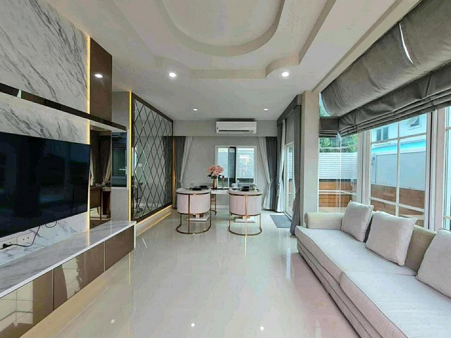 ประกาศฟรี! ซื้อ-ขาย-เช่า คอนโด บ้าน ทาวน์โฮม ที่ดิน และพื้นที่เชิงพาณิชย์ทั่วประเทศไทย ทุกทำเล ทุกงบประมาณ ไม่มีค่าใช้จ่าย ลงง่าย ขายไว เข้าถึงผู้ซื้อโดยตรง 5 308155pic4.jpg