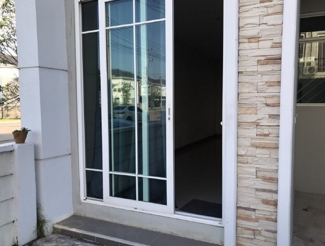 ประกาศฟรี! ซื้อ-ขาย-เช่า คอนโด บ้าน ทาวน์โฮม ที่ดิน และพื้นที่เชิงพาณิชย์ทั่วประเทศไทย ทุกทำเล ทุกงบประมาณ ไม่มีค่าใช้จ่าย ลงง่าย ขายไว เข้าถึงผู้ซื้อโดยตรง 4 216848pic3.jpg