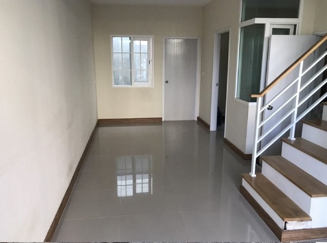 ประกาศฟรี! ซื้อ-ขาย-เช่า คอนโด บ้าน ทาวน์โฮม ที่ดิน และพื้นที่เชิงพาณิชย์ทั่วประเทศไทย ทุกทำเล ทุกงบประมาณ ไม่มีค่าใช้จ่าย ลงง่าย ขายไว เข้าถึงผู้ซื้อโดยตรง 5 216848pic4.jpg