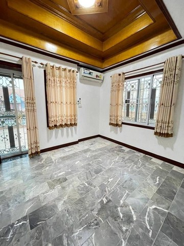 ประกาศฟรี! ซื้อ-ขาย-เช่า คอนโด บ้าน ทาวน์โฮม ที่ดิน และพื้นที่เชิงพาณิชย์ทั่วประเทศไทย ทุกทำเล ทุกงบประมาณ ไม่มีค่าใช้จ่าย ลงง่าย ขายไว เข้าถึงผู้ซื้อโดยตรง 4 308164pic3.jpg