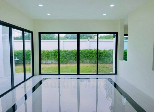 ประกาศฟรี! ซื้อ-ขาย-เช่า คอนโด บ้าน ทาวน์โฮม ที่ดิน และพื้นที่เชิงพาณิชย์ทั่วประเทศไทย ทุกทำเล ทุกงบประมาณ ไม่มีค่าใช้จ่าย ลงง่าย ขายไว เข้าถึงผู้ซื้อโดยตรง 3 294052pic2.jpg