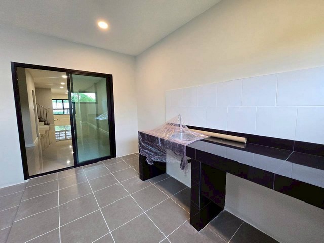 ประกาศฟรี! ซื้อ-ขาย-เช่า คอนโด บ้าน ทาวน์โฮม ที่ดิน และพื้นที่เชิงพาณิชย์ทั่วประเทศไทย ทุกทำเล ทุกงบประมาณ ไม่มีค่าใช้จ่าย ลงง่าย ขายไว เข้าถึงผู้ซื้อโดยตรง 4 292345pic3.jpg