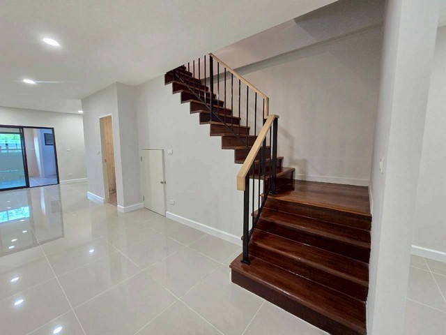 ประกาศฟรี! ซื้อ-ขาย-เช่า คอนโด บ้าน ทาวน์โฮม ที่ดิน และพื้นที่เชิงพาณิชย์ทั่วประเทศไทย ทุกทำเล ทุกงบประมาณ ไม่มีค่าใช้จ่าย ลงง่าย ขายไว เข้าถึงผู้ซื้อโดยตรง 5 292345pic4.jpg