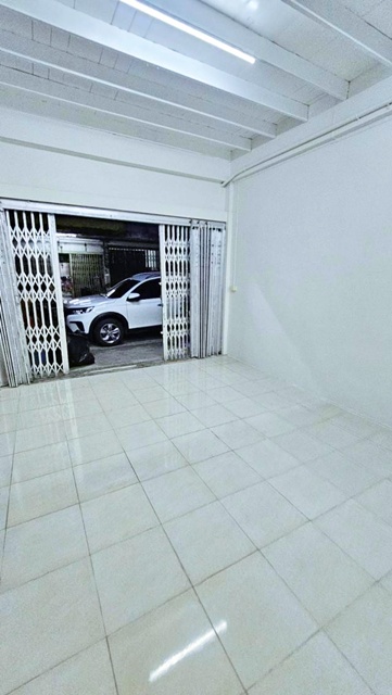 ประกาศฟรี! ซื้อ-ขาย-เช่า คอนโด บ้าน ทาวน์โฮม ที่ดิน และพื้นที่เชิงพาณิชย์ทั่วประเทศไทย ทุกทำเล ทุกงบประมาณ ไม่มีค่าใช้จ่าย ลงง่าย ขายไว เข้าถึงผู้ซื้อโดยตรง 4 235689pic3.jpg