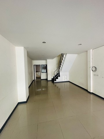 ประกาศฟรี! ซื้อ-ขาย-เช่า คอนโด บ้าน ทาวน์โฮม ที่ดิน และพื้นที่เชิงพาณิชย์ทั่วประเทศไทย ทุกทำเล ทุกงบประมาณ ไม่มีค่าใช้จ่าย ลงง่าย ขายไว เข้าถึงผู้ซื้อโดยตรง 3 235160pic2.jpg