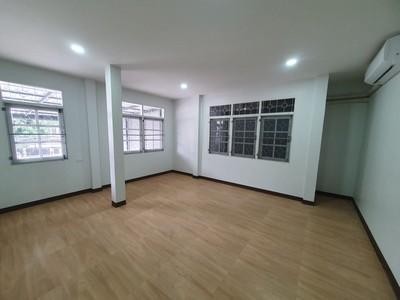 ประกาศฟรี! ซื้อ-ขาย-เช่า คอนโด บ้าน ทาวน์โฮม ที่ดิน และพื้นที่เชิงพาณิชย์ทั่วประเทศไทย ทุกทำเล ทุกงบประมาณ ไม่มีค่าใช้จ่าย ลงง่าย ขายไว เข้าถึงผู้ซื้อโดยตรง 4 504808pic3.jpg