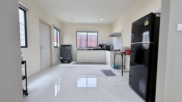 ประกาศฟรี! ซื้อ-ขาย-เช่า คอนโด บ้าน ทาวน์โฮม ที่ดิน และพื้นที่เชิงพาณิชย์ทั่วประเทศไทย ทุกทำเล ทุกงบประมาณ ไม่มีค่าใช้จ่าย ลงง่าย ขายไว เข้าถึงผู้ซื้อโดยตรง 5 504806pic4.jpg