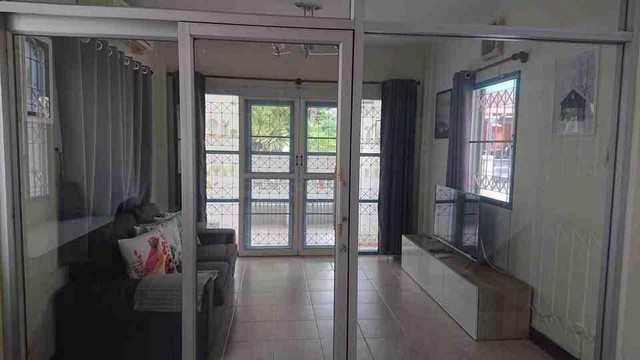 ประกาศฟรี! ซื้อ-ขาย-เช่า คอนโด บ้าน ทาวน์โฮม ที่ดิน และพื้นที่เชิงพาณิชย์ทั่วประเทศไทย ทุกทำเล ทุกงบประมาณ ไม่มีค่าใช้จ่าย ลงง่าย ขายไว เข้าถึงผู้ซื้อโดยตรง 4 504799pic3.jpg