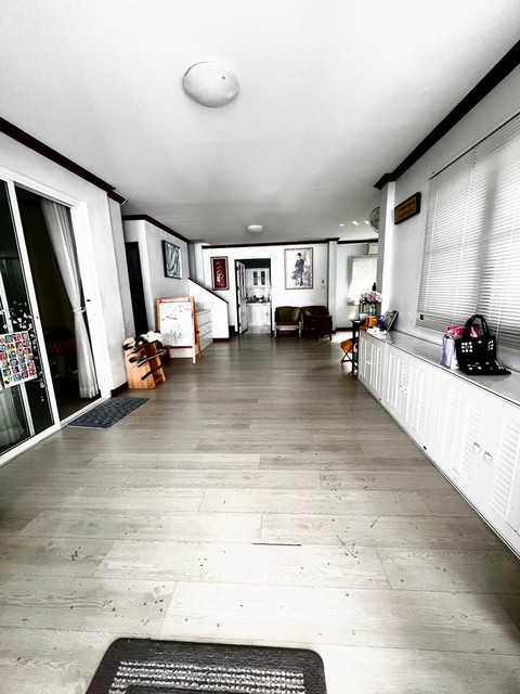 ประกาศฟรี! ซื้อ-ขาย-เช่า คอนโด บ้าน ทาวน์โฮม ที่ดิน และพื้นที่เชิงพาณิชย์ทั่วประเทศไทย ทุกทำเล ทุกงบประมาณ ไม่มีค่าใช้จ่าย ลงง่าย ขายไว เข้าถึงผู้ซื้อโดยตรง 5 504841pic4.jpg