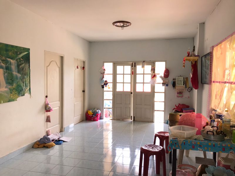 ประกาศฟรี! ซื้อ-ขาย-เช่า คอนโด บ้าน ทาวน์โฮม ที่ดิน และพื้นที่เชิงพาณิชย์ทั่วประเทศไทย ทุกทำเล ทุกงบประมาณ ไม่มีค่าใช้จ่าย ลงง่าย ขายไว เข้าถึงผู้ซื้อโดยตรง 5 308296pic4.jpg