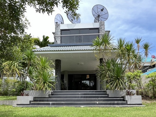 ประกาศฟรี! ซื้อ-ขาย-เช่า คอนโด บ้าน ทาวน์โฮม ที่ดิน และพื้นที่เชิงพาณิชย์ทั่วประเทศไทย ทุกทำเล ทุกงบประมาณ ไม่มีค่าใช้จ่าย ลงง่าย ขายไว เข้าถึงผู้ซื้อโดยตรง 3 235731pic2.jpg