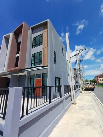 ประกาศฟรี! ซื้อ-ขาย-เช่า คอนโด บ้าน ทาวน์โฮม ที่ดิน และพื้นที่เชิงพาณิชย์ทั่วประเทศไทย ทุกทำเล ทุกงบประมาณ ไม่มีค่าใช้จ่าย ลงง่าย ขายไว เข้าถึงผู้ซื้อโดยตรง 3 505302pic2.jpg