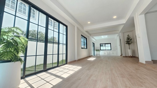 ประกาศฟรี! ซื้อ-ขาย-เช่า คอนโด บ้าน ทาวน์โฮม ที่ดิน และพื้นที่เชิงพาณิชย์ทั่วประเทศไทย ทุกทำเล ทุกงบประมาณ ไม่มีค่าใช้จ่าย ลงง่าย ขายไว เข้าถึงผู้ซื้อโดยตรง 3 292173pic2.jpg