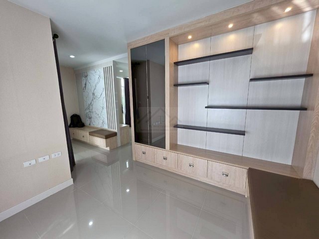 ประกาศฟรี! ซื้อ-ขาย-เช่า คอนโด บ้าน ทาวน์โฮม ที่ดิน และพื้นที่เชิงพาณิชย์ทั่วประเทศไทย ทุกทำเล ทุกงบประมาณ ไม่มีค่าใช้จ่าย ลงง่าย ขายไว เข้าถึงผู้ซื้อโดยตรง 4 505437pic3.jpg