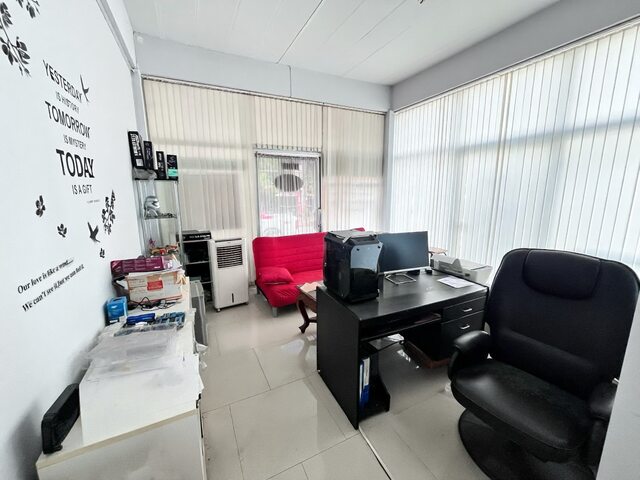 ประกาศฟรี! ซื้อ-ขาย-เช่า คอนโด บ้าน ทาวน์โฮม ที่ดิน และพื้นที่เชิงพาณิชย์ทั่วประเทศไทย ทุกทำเล ทุกงบประมาณ ไม่มีค่าใช้จ่าย ลงง่าย ขายไว เข้าถึงผู้ซื้อโดยตรง 3 308509pic2.jpg