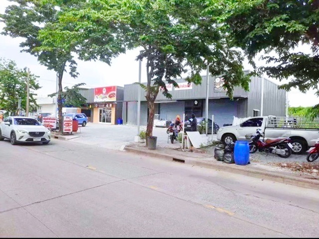 ประกาศฟรี! ซื้อ-ขาย-เช่า คอนโด บ้าน ทาวน์โฮม ที่ดิน และพื้นที่เชิงพาณิชย์ทั่วประเทศไทย ทุกทำเล ทุกงบประมาณ ไม่มีค่าใช้จ่าย ลงง่าย ขายไว เข้าถึงผู้ซื้อโดยตรง 3 236597pic2.jpg