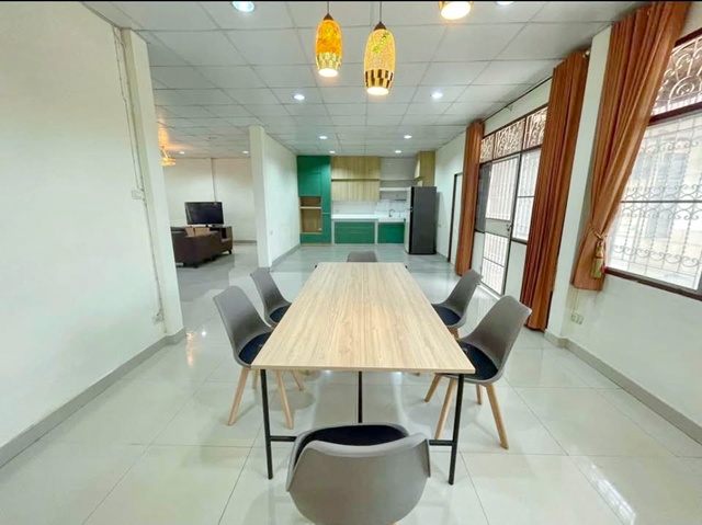 ประกาศฟรี! ซื้อ-ขาย-เช่า คอนโด บ้าน ทาวน์โฮม ที่ดิน และพื้นที่เชิงพาณิชย์ทั่วประเทศไทย ทุกทำเล ทุกงบประมาณ ไม่มีค่าใช้จ่าย ลงง่าย ขายไว เข้าถึงผู้ซื้อโดยตรง 2 236409pic1.jpg