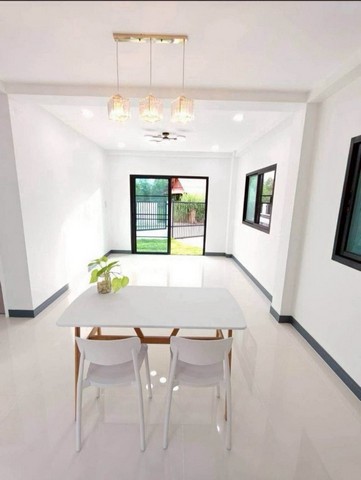 ประกาศฟรี! ซื้อ-ขาย-เช่า คอนโด บ้าน ทาวน์โฮม ที่ดิน และพื้นที่เชิงพาณิชย์ทั่วประเทศไทย ทุกทำเล ทุกงบประมาณ ไม่มีค่าใช้จ่าย ลงง่าย ขายไว เข้าถึงผู้ซื้อโดยตรง 4 236673pic3.jpg