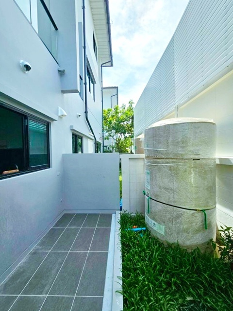 ประกาศฟรี! ซื้อ-ขาย-เช่า คอนโด บ้าน ทาวน์โฮม ที่ดิน และพื้นที่เชิงพาณิชย์ทั่วประเทศไทย ทุกทำเล ทุกงบประมาณ ไม่มีค่าใช้จ่าย ลงง่าย ขายไว เข้าถึงผู้ซื้อโดยตรง 5 308628pic4.jpg