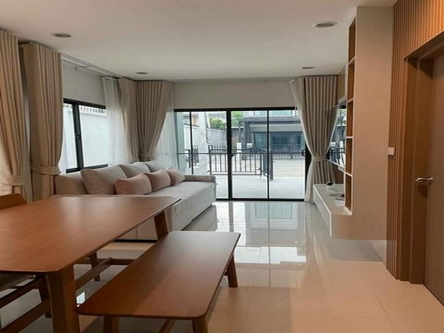 ประกาศฟรี! ซื้อ-ขาย-เช่า คอนโด บ้าน ทาวน์โฮม ที่ดิน และพื้นที่เชิงพาณิชย์ทั่วประเทศไทย ทุกทำเล ทุกงบประมาณ ไม่มีค่าใช้จ่าย ลงง่าย ขายไว เข้าถึงผู้ซื้อโดยตรง 3 505313pic2.jpg