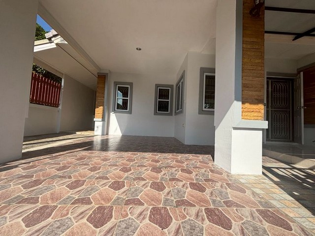 ประกาศฟรี! ซื้อ-ขาย-เช่า คอนโด บ้าน ทาวน์โฮม ที่ดิน และพื้นที่เชิงพาณิชย์ทั่วประเทศไทย ทุกทำเล ทุกงบประมาณ ไม่มีค่าใช้จ่าย ลงง่าย ขายไว เข้าถึงผู้ซื้อโดยตรง 3 236795pic2.jpg