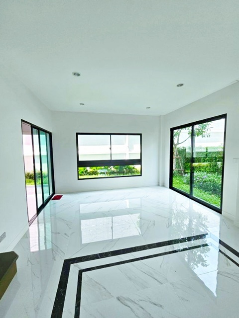 ประกาศฟรี! ซื้อ-ขาย-เช่า คอนโด บ้าน ทาวน์โฮม ที่ดิน และพื้นที่เชิงพาณิชย์ทั่วประเทศไทย ทุกทำเล ทุกงบประมาณ ไม่มีค่าใช้จ่าย ลงง่าย ขายไว เข้าถึงผู้ซื้อโดยตรง 3 236731pic2.jpg