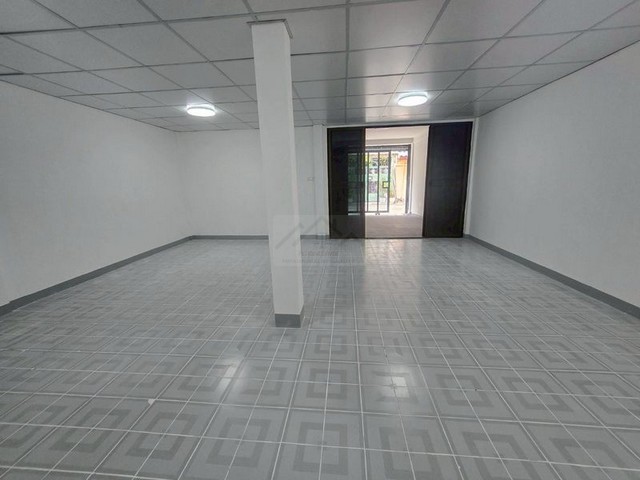 ประกาศฟรี! ซื้อ-ขาย-เช่า คอนโด บ้าน ทาวน์โฮม ที่ดิน และพื้นที่เชิงพาณิชย์ทั่วประเทศไทย ทุกทำเล ทุกงบประมาณ ไม่มีค่าใช้จ่าย ลงง่าย ขายไว เข้าถึงผู้ซื้อโดยตรง 5 503211pic4.jpg