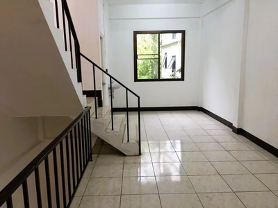 ประกาศฟรี! ซื้อ-ขาย-เช่า คอนโด บ้าน ทาวน์โฮม ที่ดิน และพื้นที่เชิงพาณิชย์ทั่วประเทศไทย ทุกทำเล ทุกงบประมาณ ไม่มีค่าใช้จ่าย ลงง่าย ขายไว เข้าถึงผู้ซื้อโดยตรง 4 505692pic3.jpg