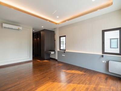 ประกาศฟรี! ซื้อ-ขาย-เช่า คอนโด บ้าน ทาวน์โฮม ที่ดิน และพื้นที่เชิงพาณิชย์ทั่วประเทศไทย ทุกทำเล ทุกงบประมาณ ไม่มีค่าใช้จ่าย ลงง่าย ขายไว เข้าถึงผู้ซื้อโดยตรง 5 505657pic4.jpg