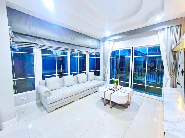 ประกาศฟรี! ซื้อ-ขาย-เช่า คอนโด บ้าน ทาวน์โฮม ที่ดิน และพื้นที่เชิงพาณิชย์ทั่วประเทศไทย ทุกทำเล ทุกงบประมาณ ไม่มีค่าใช้จ่าย ลงง่าย ขายไว เข้าถึงผู้ซื้อโดยตรง 4 236797pic3.jpg