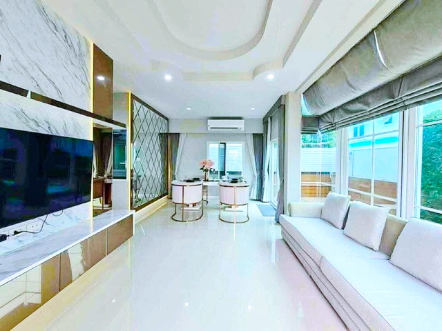 ประกาศฟรี! ซื้อ-ขาย-เช่า คอนโด บ้าน ทาวน์โฮม ที่ดิน และพื้นที่เชิงพาณิชย์ทั่วประเทศไทย ทุกทำเล ทุกงบประมาณ ไม่มีค่าใช้จ่าย ลงง่าย ขายไว เข้าถึงผู้ซื้อโดยตรง 5 236797pic4.jpg