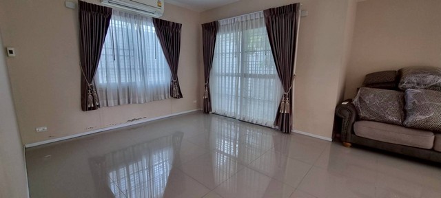 ประกาศฟรี! ซื้อ-ขาย-เช่า คอนโด บ้าน ทาวน์โฮม ที่ดิน และพื้นที่เชิงพาณิชย์ทั่วประเทศไทย ทุกทำเล ทุกงบประมาณ ไม่มีค่าใช้จ่าย ลงง่าย ขายไว เข้าถึงผู้ซื้อโดยตรง 4 236767pic3.jpg