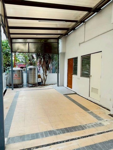 ประกาศฟรี! ซื้อ-ขาย-เช่า คอนโด บ้าน ทาวน์โฮม ที่ดิน และพื้นที่เชิงพาณิชย์ทั่วประเทศไทย ทุกทำเล ทุกงบประมาณ ไม่มีค่าใช้จ่าย ลงง่าย ขายไว เข้าถึงผู้ซื้อโดยตรง 4 236764pic3.jpg