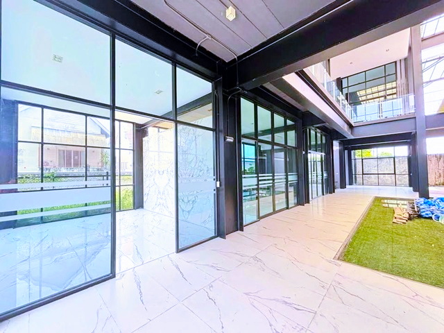 ประกาศฟรี! ซื้อ-ขาย-เช่า คอนโด บ้าน ทาวน์โฮม ที่ดิน และพื้นที่เชิงพาณิชย์ทั่วประเทศไทย ทุกทำเล ทุกงบประมาณ ไม่มีค่าใช้จ่าย ลงง่าย ขายไว เข้าถึงผู้ซื้อโดยตรง 3 236774pic2.jpg