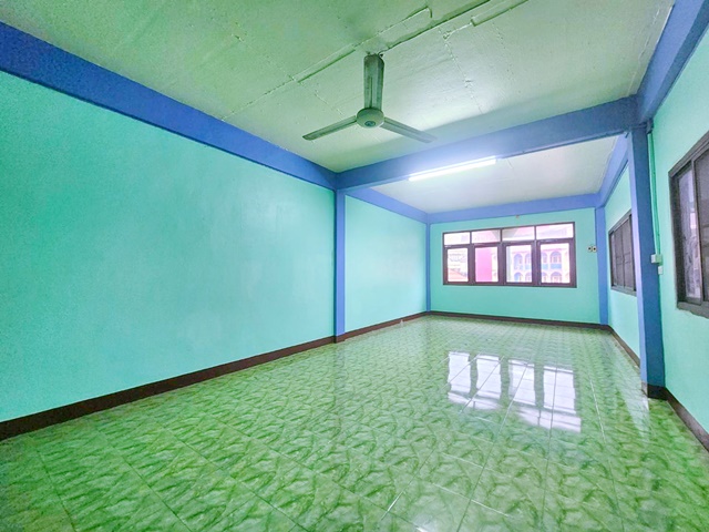 ประกาศฟรี! ซื้อ-ขาย-เช่า คอนโด บ้าน ทาวน์โฮม ที่ดิน และพื้นที่เชิงพาณิชย์ทั่วประเทศไทย ทุกทำเล ทุกงบประมาณ ไม่มีค่าใช้จ่าย ลงง่าย ขายไว เข้าถึงผู้ซื้อโดยตรง 4 308667pic3.jpg