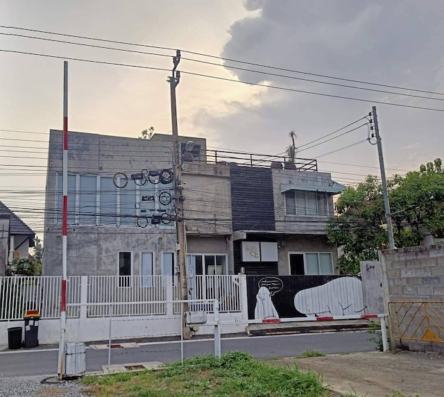 ประกาศฟรี! ซื้อ-ขาย-เช่า คอนโด บ้าน ทาวน์โฮม ที่ดิน และพื้นที่เชิงพาณิชย์ทั่วประเทศไทย ทุกทำเล ทุกงบประมาณ ไม่มีค่าใช้จ่าย ลงง่าย ขายไว เข้าถึงผู้ซื้อโดยตรง 2 505391pic1.jpg