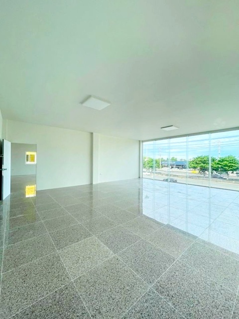 ประกาศฟรี! ซื้อ-ขาย-เช่า คอนโด บ้าน ทาวน์โฮม ที่ดิน และพื้นที่เชิงพาณิชย์ทั่วประเทศไทย ทุกทำเล ทุกงบประมาณ ไม่มีค่าใช้จ่าย ลงง่าย ขายไว เข้าถึงผู้ซื้อโดยตรง 5 237592pic4.jpg