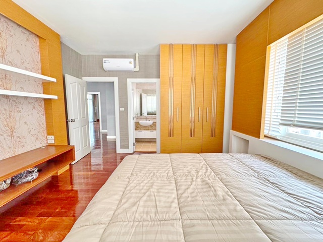 ประกาศฟรี! ซื้อ-ขาย-เช่า คอนโด บ้าน ทาวน์โฮม ที่ดิน และพื้นที่เชิงพาณิชย์ทั่วประเทศไทย ทุกทำเล ทุกงบประมาณ ไม่มีค่าใช้จ่าย ลงง่าย ขายไว เข้าถึงผู้ซื้อโดยตรง 5 237582pic4.jpg