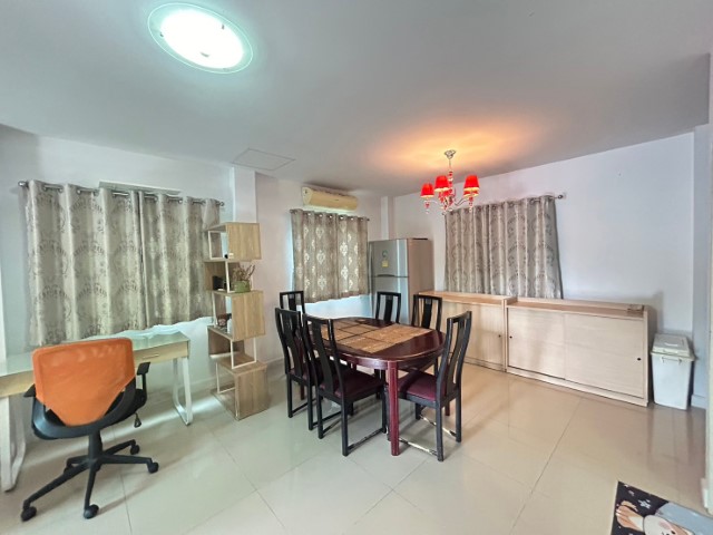 ประกาศฟรี! ซื้อ-ขาย-เช่า คอนโด บ้าน ทาวน์โฮม ที่ดิน และพื้นที่เชิงพาณิชย์ทั่วประเทศไทย ทุกทำเล ทุกงบประมาณ ไม่มีค่าใช้จ่าย ลงง่าย ขายไว เข้าถึงผู้ซื้อโดยตรง 5 281314pic4.jpg