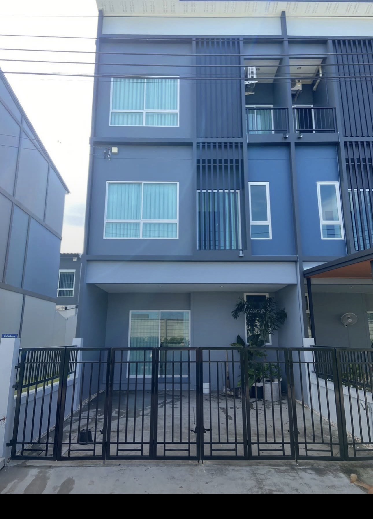 ประกาศฟรี! ซื้อ-ขาย-เช่า คอนโด บ้าน ทาวน์โฮม ที่ดิน และพื้นที่เชิงพาณิชย์ทั่วประเทศไทย ทุกทำเล ทุกงบประมาณ ไม่มีค่าใช้จ่าย ลงง่าย ขายไว เข้าถึงผู้ซื้อโดยตรง 2 237545pic1.jpg