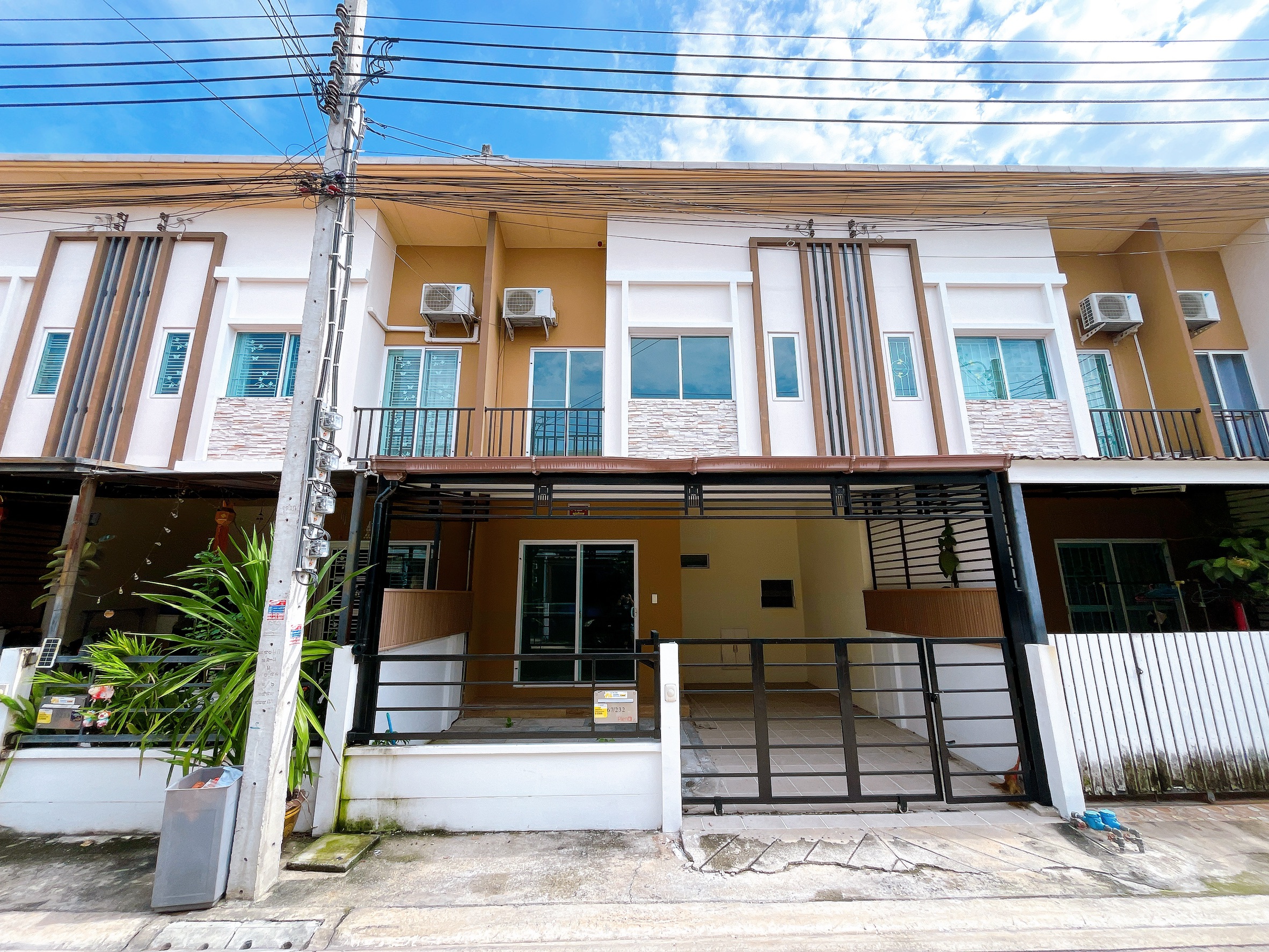 ประกาศฟรี! ซื้อ-ขาย-เช่า คอนโด บ้าน ทาวน์โฮม ที่ดิน และพื้นที่เชิงพาณิชย์ทั่วประเทศไทย ทุกทำเล ทุกงบประมาณ ไม่มีค่าใช้จ่าย ลงง่าย ขายไว เข้าถึงผู้ซื้อโดยตรง 2 307268pic1.jpg