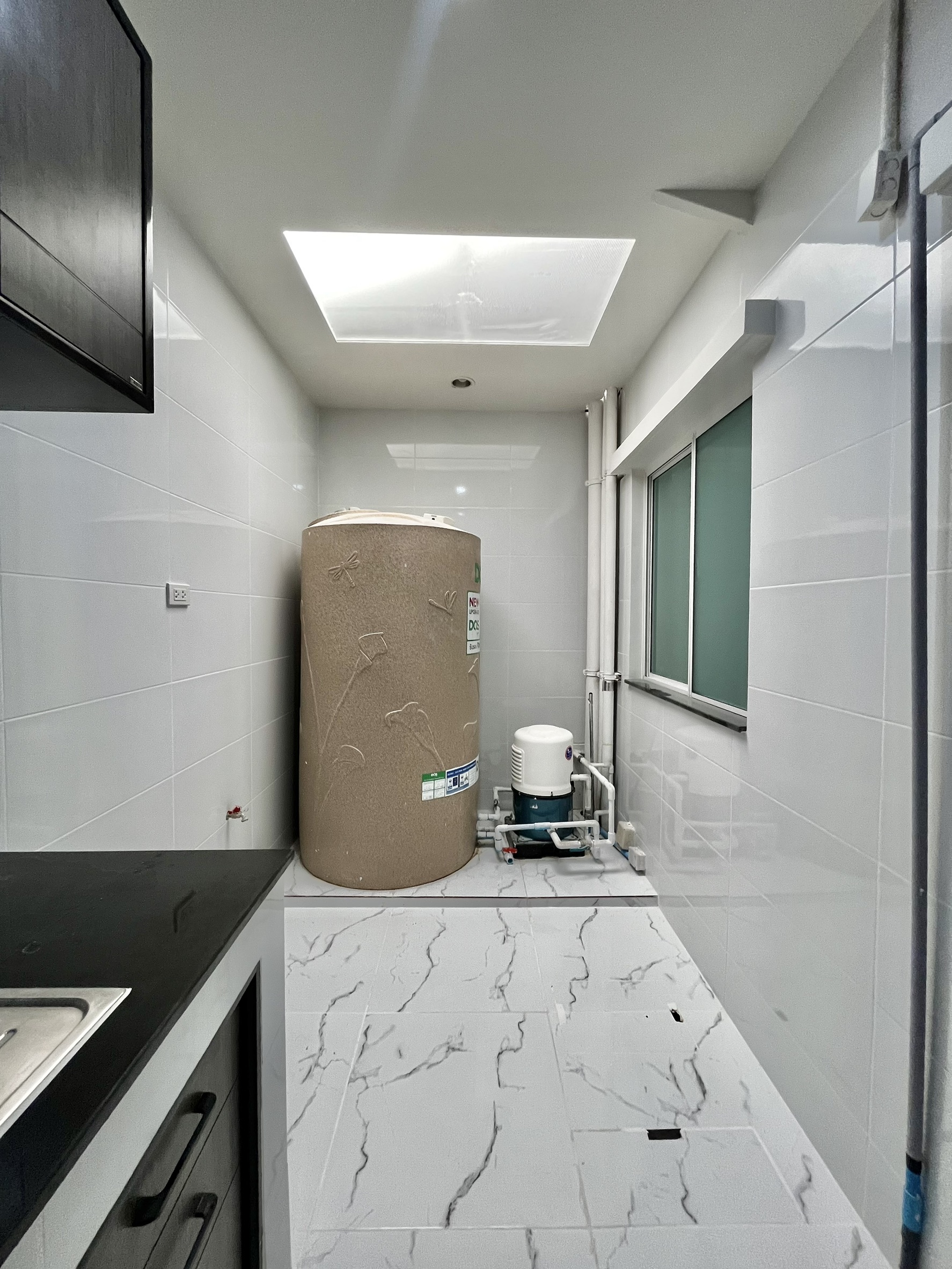 ประกาศฟรี! ซื้อ-ขาย-เช่า คอนโด บ้าน ทาวน์โฮม ที่ดิน และพื้นที่เชิงพาณิชย์ทั่วประเทศไทย ทุกทำเล ทุกงบประมาณ ไม่มีค่าใช้จ่าย ลงง่าย ขายไว เข้าถึงผู้ซื้อโดยตรง 5 307268pic4.jpg