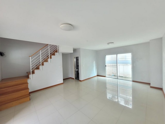 ประกาศฟรี! ซื้อ-ขาย-เช่า คอนโด บ้าน ทาวน์โฮม ที่ดิน และพื้นที่เชิงพาณิชย์ทั่วประเทศไทย ทุกทำเล ทุกงบประมาณ ไม่มีค่าใช้จ่าย ลงง่าย ขายไว เข้าถึงผู้ซื้อโดยตรง 4 292498pic3.jpg