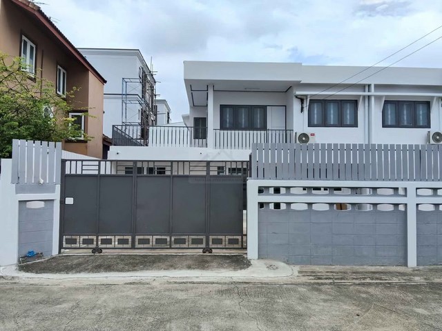 ประกาศฟรี! ซื้อ-ขาย-เช่า คอนโด บ้าน ทาวน์โฮม ที่ดิน และพื้นที่เชิงพาณิชย์ทั่วประเทศไทย ทุกทำเล ทุกงบประมาณ ไม่มีค่าใช้จ่าย ลงง่าย ขายไว เข้าถึงผู้ซื้อโดยตรง 2 503071pic1.jpg