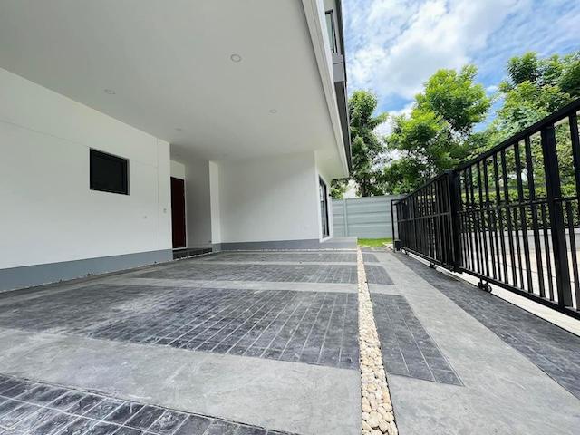 ประกาศฟรี! ซื้อ-ขาย-เช่า คอนโด บ้าน ทาวน์โฮม ที่ดิน และพื้นที่เชิงพาณิชย์ทั่วประเทศไทย ทุกทำเล ทุกงบประมาณ ไม่มีค่าใช้จ่าย ลงง่าย ขายไว เข้าถึงผู้ซื้อโดยตรง 5 505663pic4.jpg