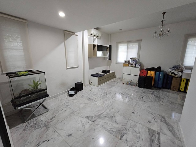 ประกาศฟรี! ซื้อ-ขาย-เช่า คอนโด บ้าน ทาวน์โฮม ที่ดิน และพื้นที่เชิงพาณิชย์ทั่วประเทศไทย ทุกทำเล ทุกงบประมาณ ไม่มีค่าใช้จ่าย ลงง่าย ขายไว เข้าถึงผู้ซื้อโดยตรง 3 505563pic2.jpg