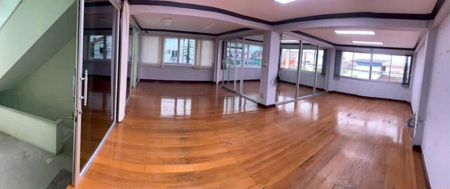 ประกาศฟรี! ซื้อ-ขาย-เช่า คอนโด บ้าน ทาวน์โฮม ที่ดิน และพื้นที่เชิงพาณิชย์ทั่วประเทศไทย ทุกทำเล ทุกงบประมาณ ไม่มีค่าใช้จ่าย ลงง่าย ขายไว เข้าถึงผู้ซื้อโดยตรง 5 308865pic4.jpg