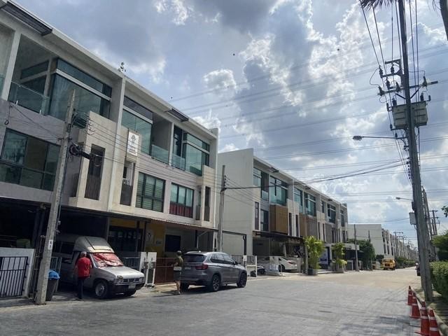 ประกาศฟรี! ซื้อ-ขาย-เช่า คอนโด บ้าน ทาวน์โฮม ที่ดิน และพื้นที่เชิงพาณิชย์ทั่วประเทศไทย ทุกทำเล ทุกงบประมาณ ไม่มีค่าใช้จ่าย ลงง่าย ขายไว เข้าถึงผู้ซื้อโดยตรง 2 292556pic1.jpg